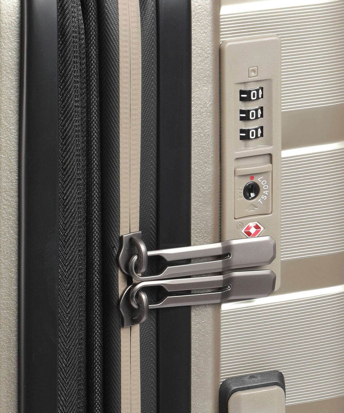 Travelite Air Base Spinner (4 wheels) champagner