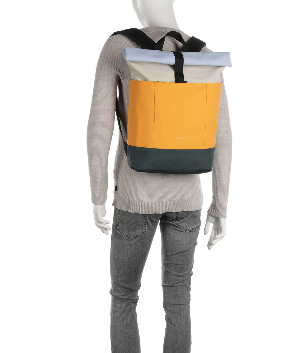 Ucon Acrobatics Lotus Hajo Medium Rolltop backpack light sand/amber