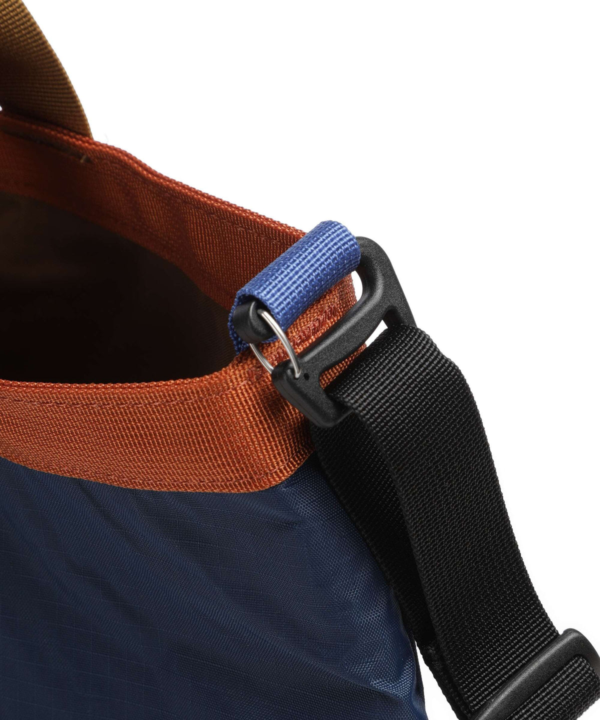 Topo Designs Mountain Utility Hobo bag midnight/caribbean