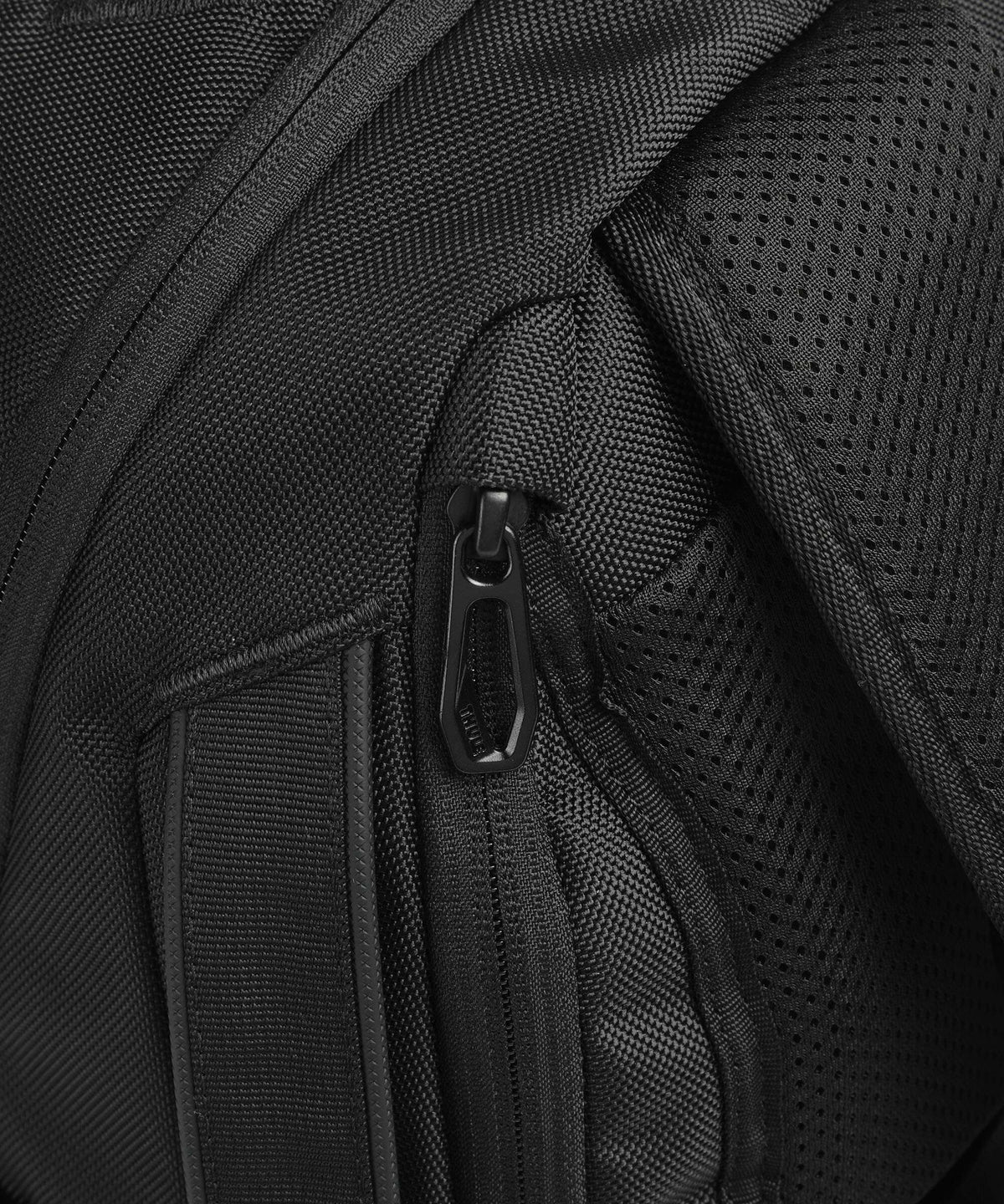 Thule Accent 26 Backpack black