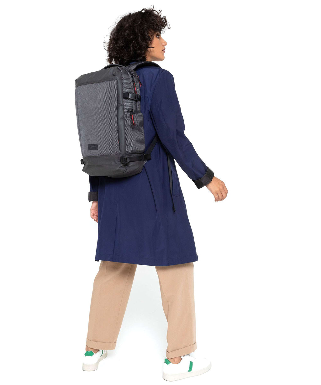 Eastpak Tecum M Backpack cnnct accent grey