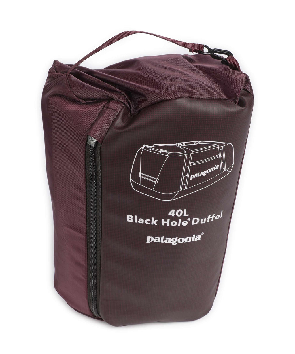 Patagonia Black Hole 40 Travel bag berry fig