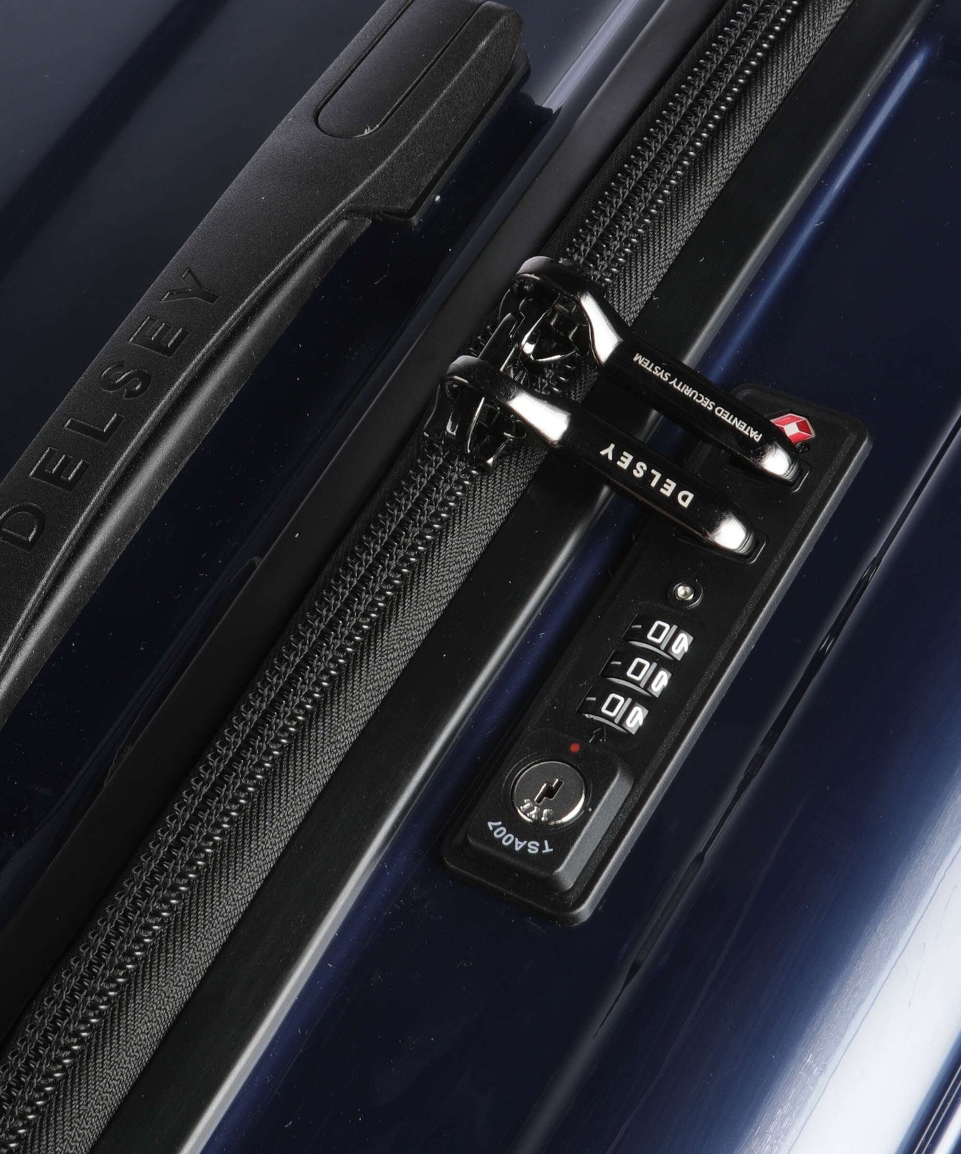 Delsey Paris Shadow 5.0 Spinner (4 wheels) marineblau