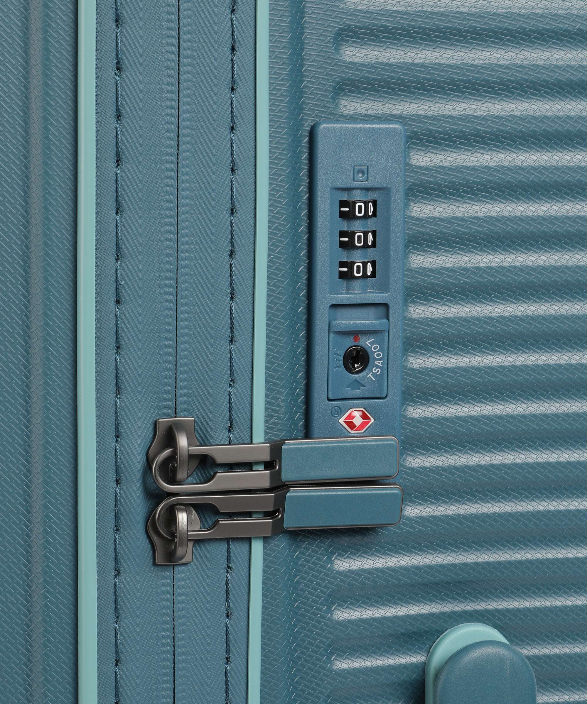 Travelite Roomer Spinner (4 wheels) aqua