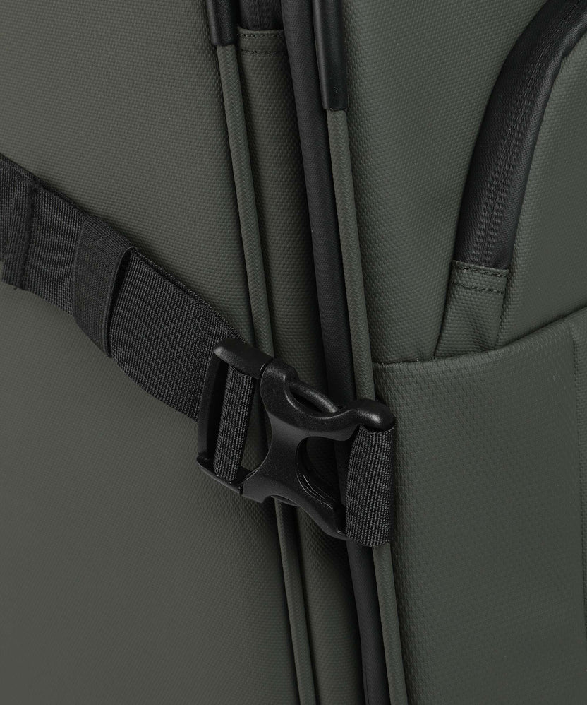 Travelite Briize Spinner (4 wheels) khaki