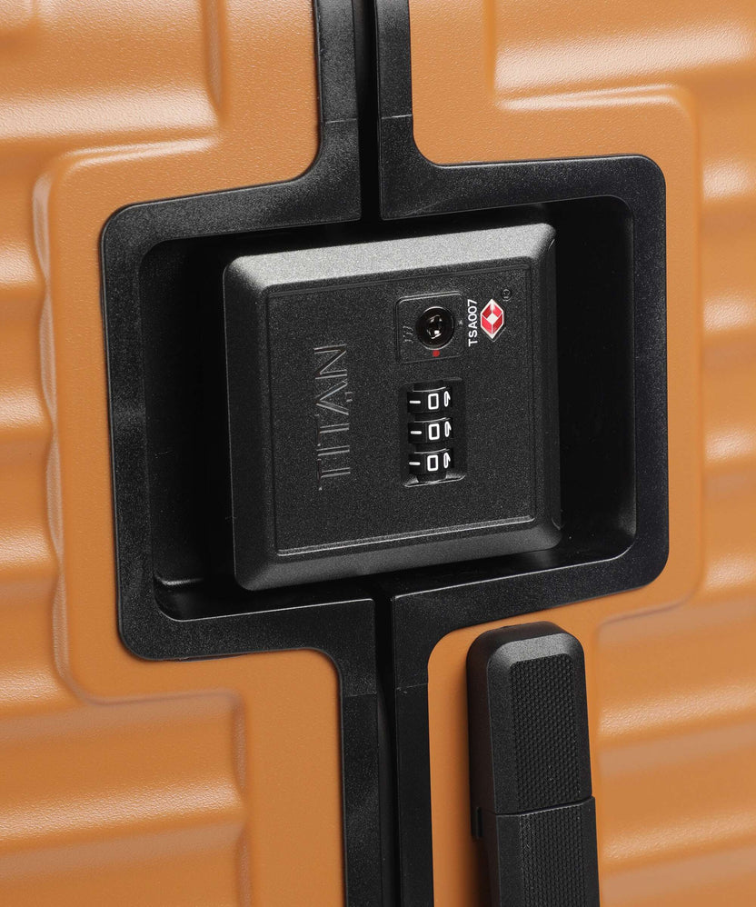 Titan Overseas Spinner (4 wheels) canyon bronze