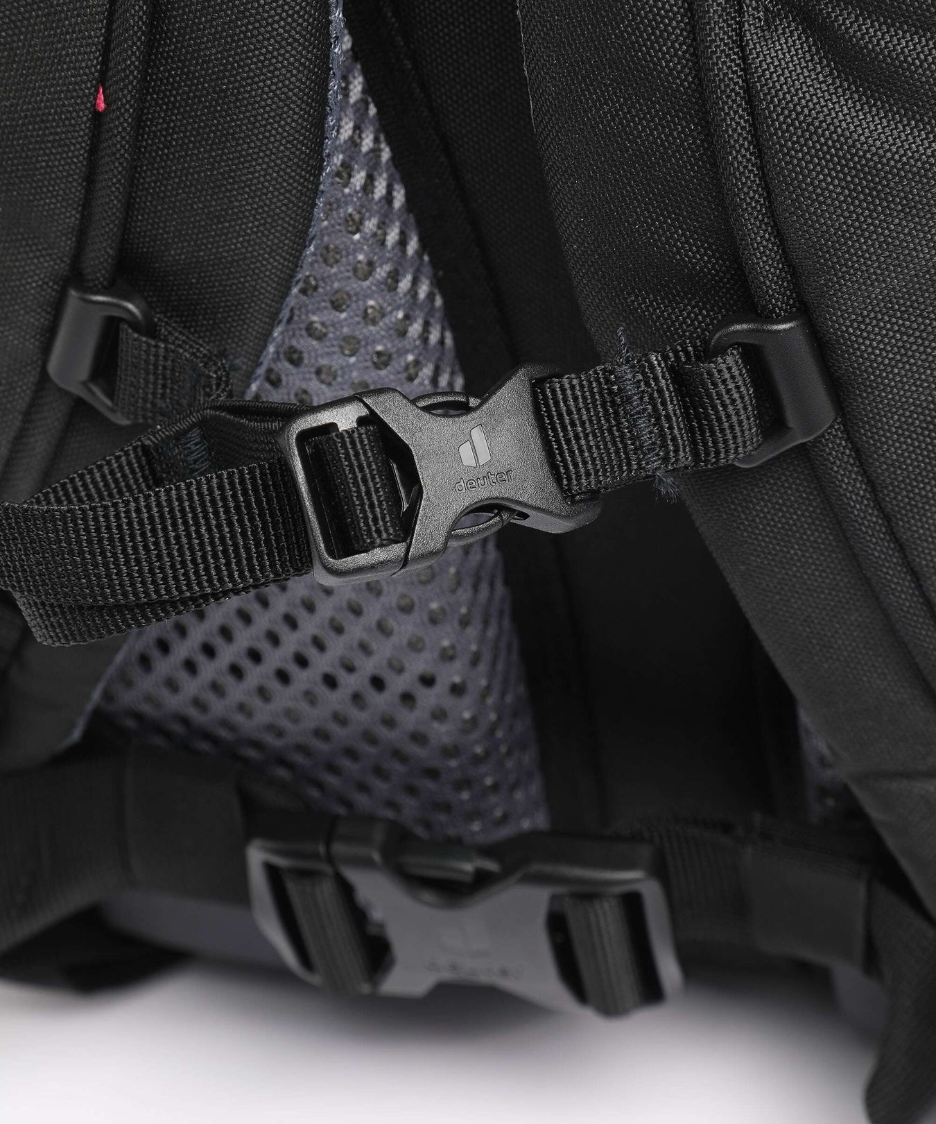 Deuter Giga Backpack black