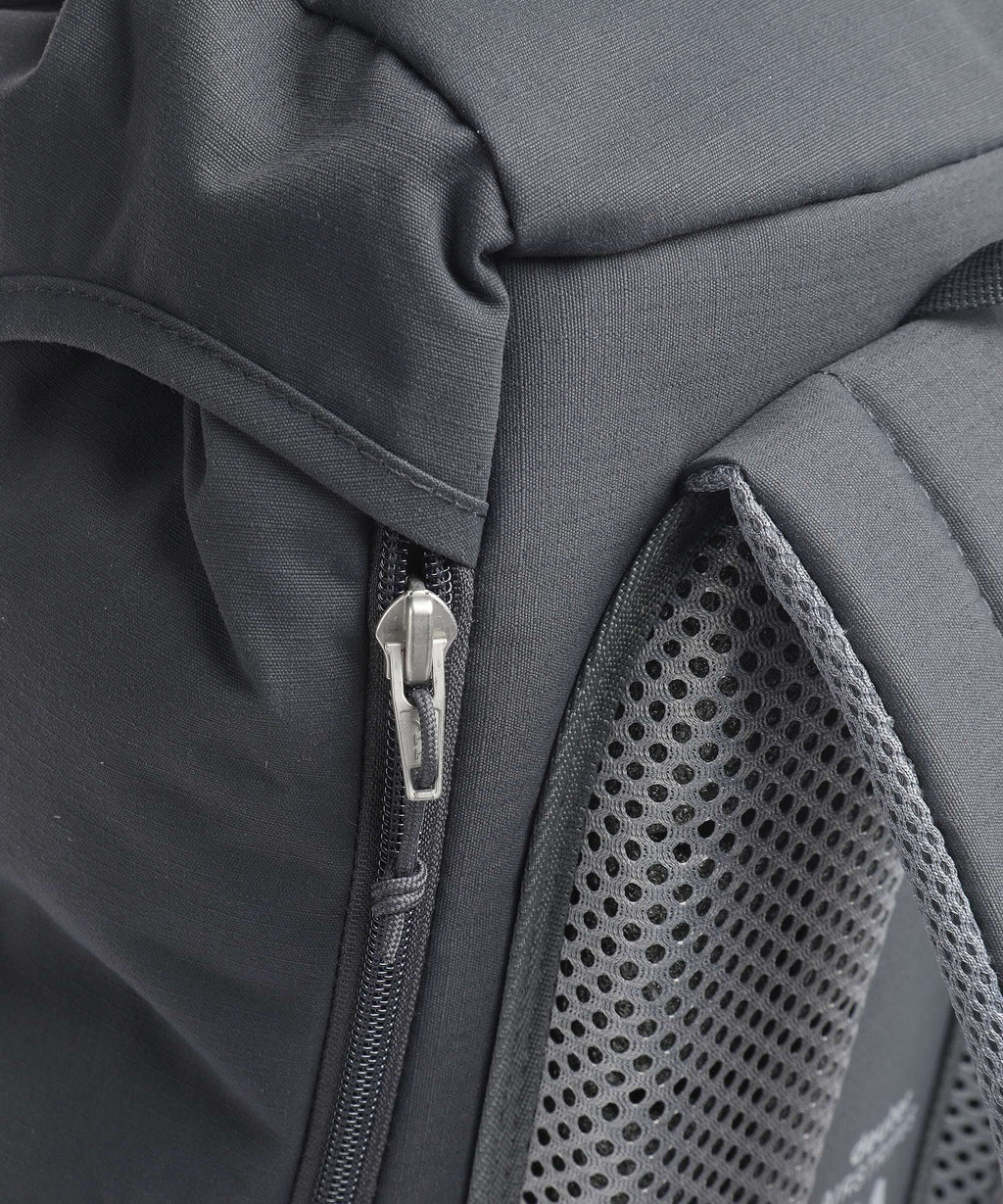 Deuter Walker 24 Backpack graphite/black