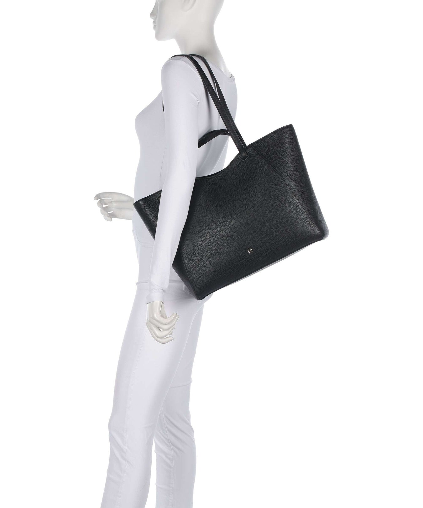 Aigner Pura L Tote bag black