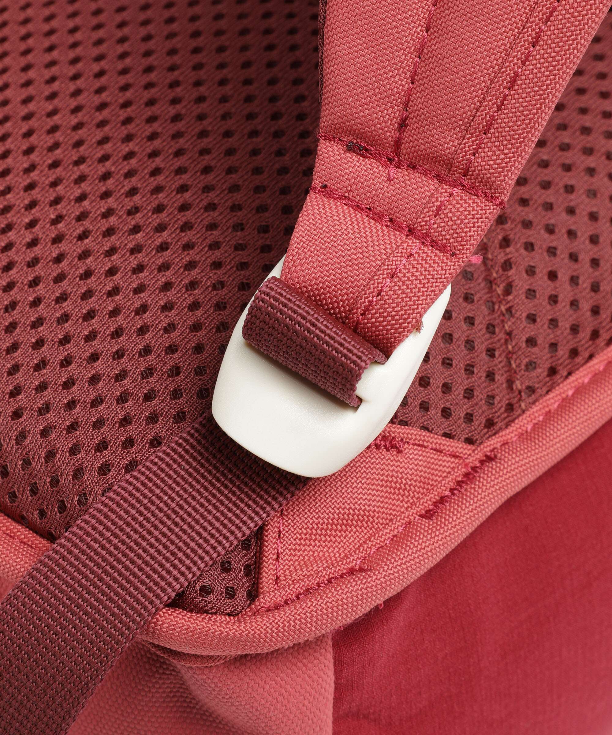 Vaude Coreway 10 Backpack brick