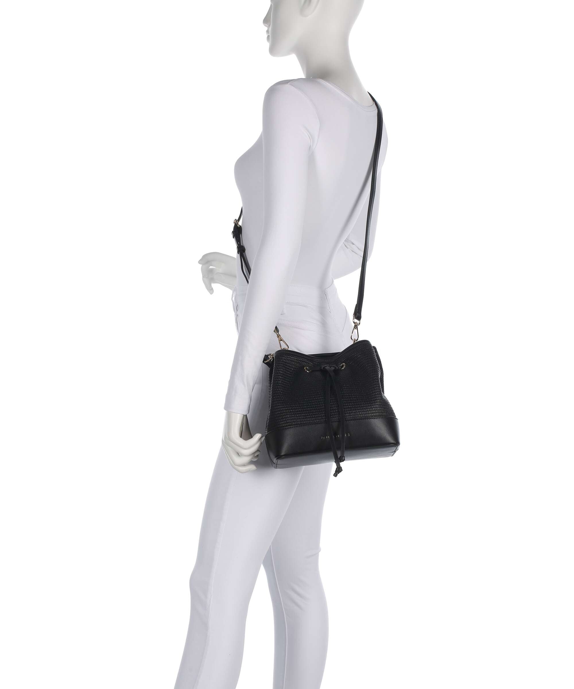 Bugatti Isa Bucket bag schwarz
