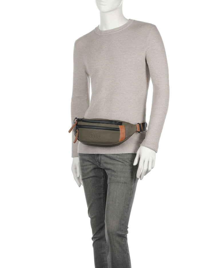 Aunts & Uncles Japan Ichikawa Fanny pack fallen rock