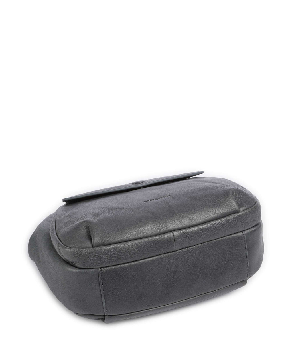 Aunts & Uncles Grandma's Luxury Club Mrs. Cake Pop Crossbody bag wind