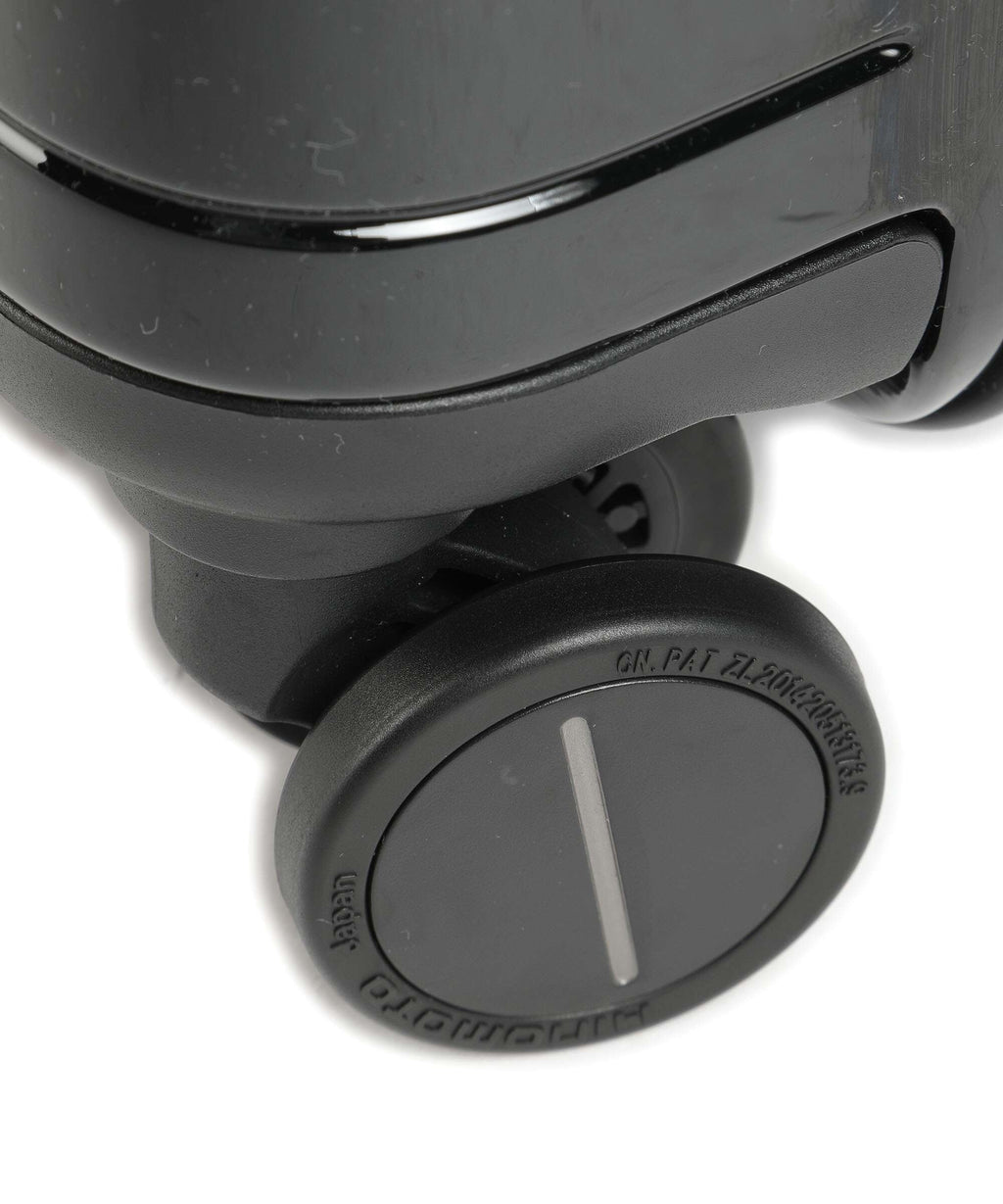 Horizn Studios M5 Essential Spinner (4 wheels) glossy all black