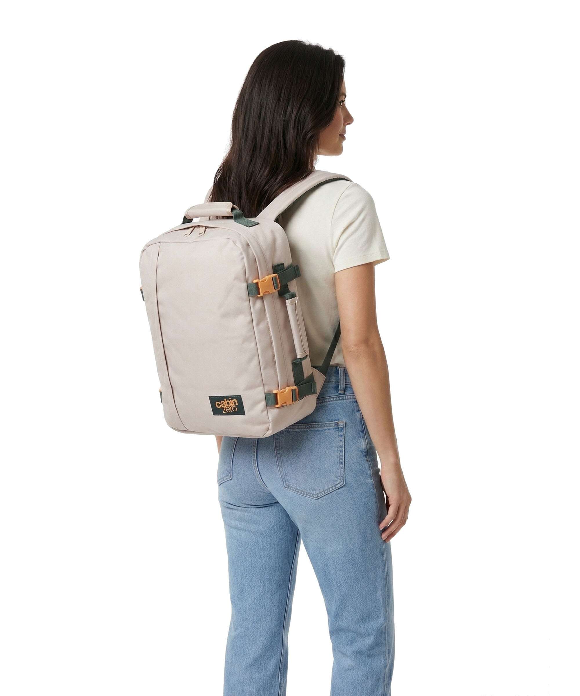 Cabin Zero Classic 28 Backpack cebu sands 