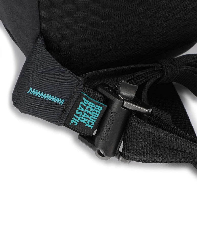 Pacsafe ECO 25 Backpack black