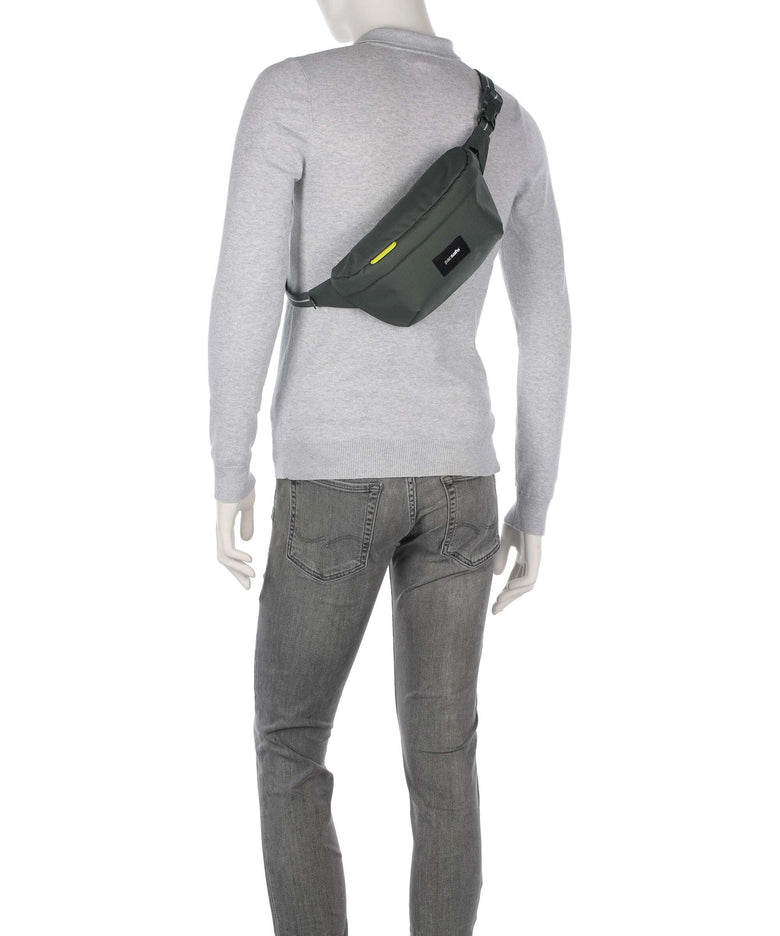 Pacsafe Go Belt bag spruce green
