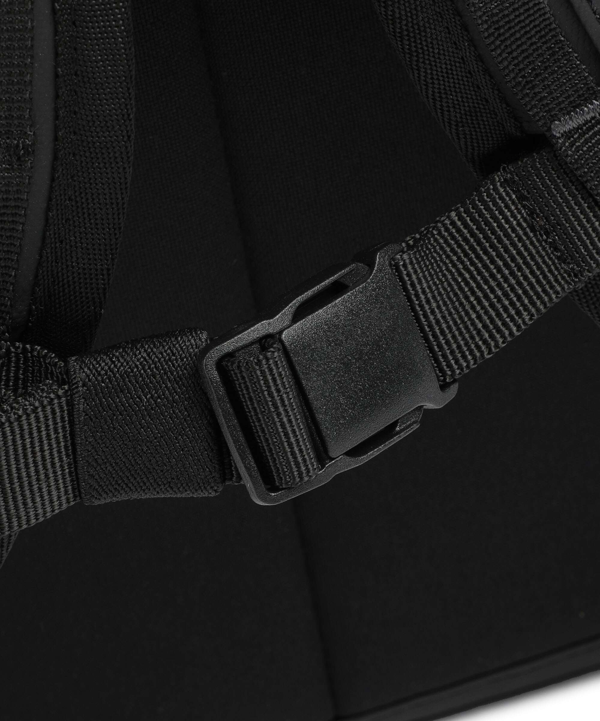 Db Ramverk 26 Backpack black out