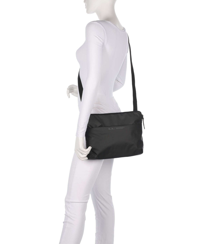 Db Ramverk 14 Laptop case black out