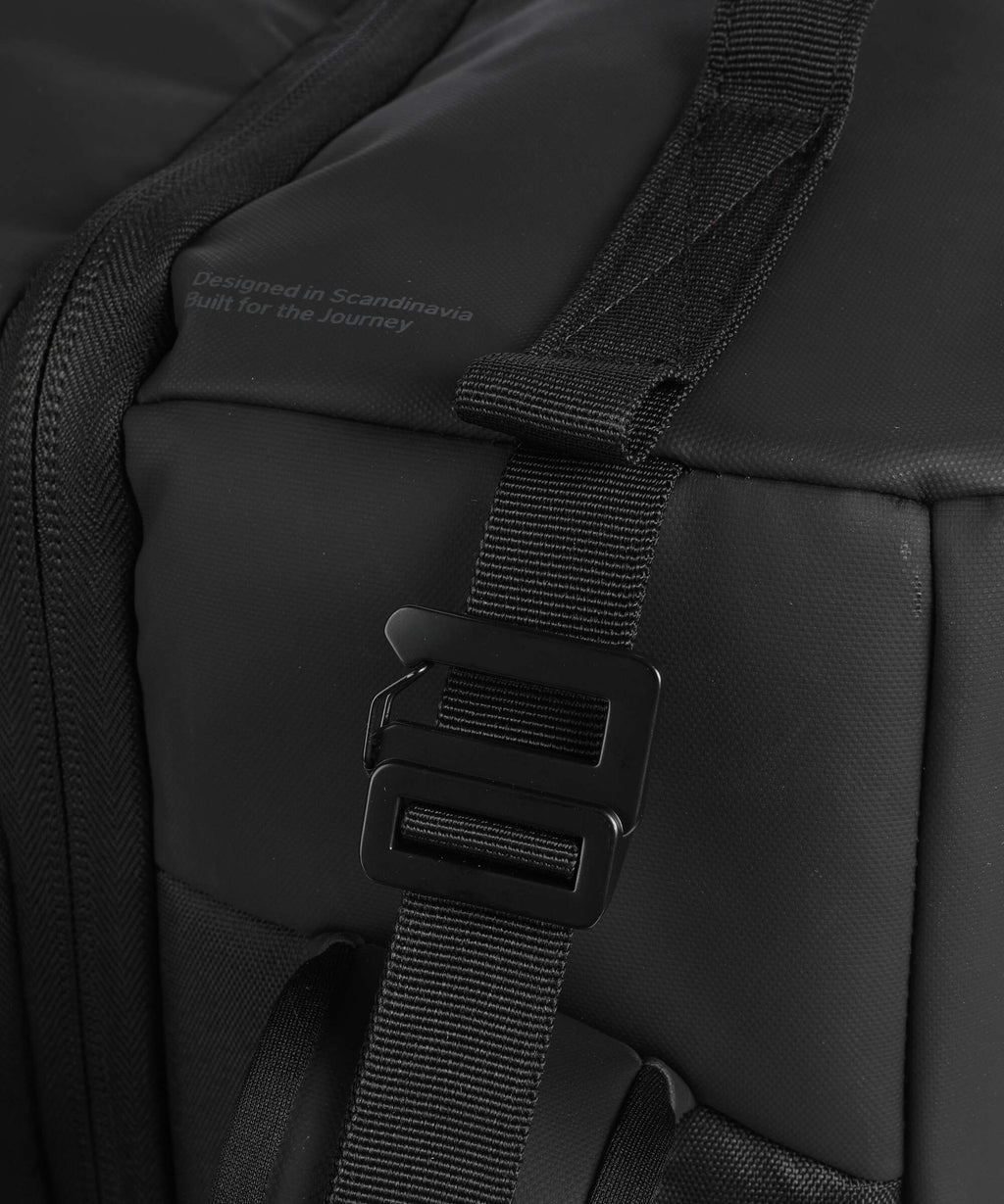 Db Roamer Pro 70 Travel backpack black out