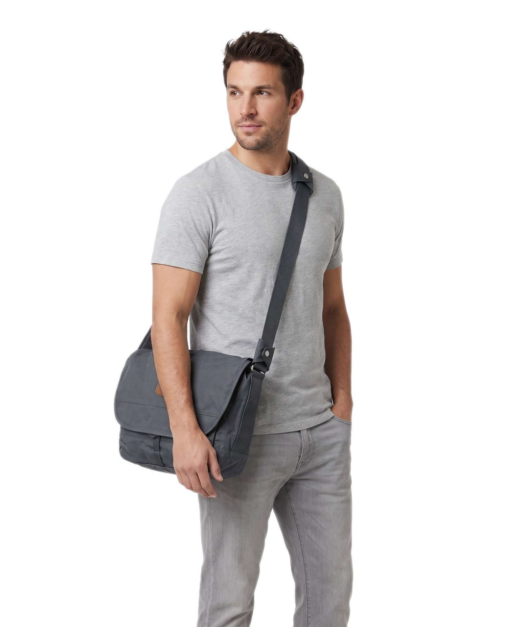 Fjällräven Greenland Messenger bag dusk