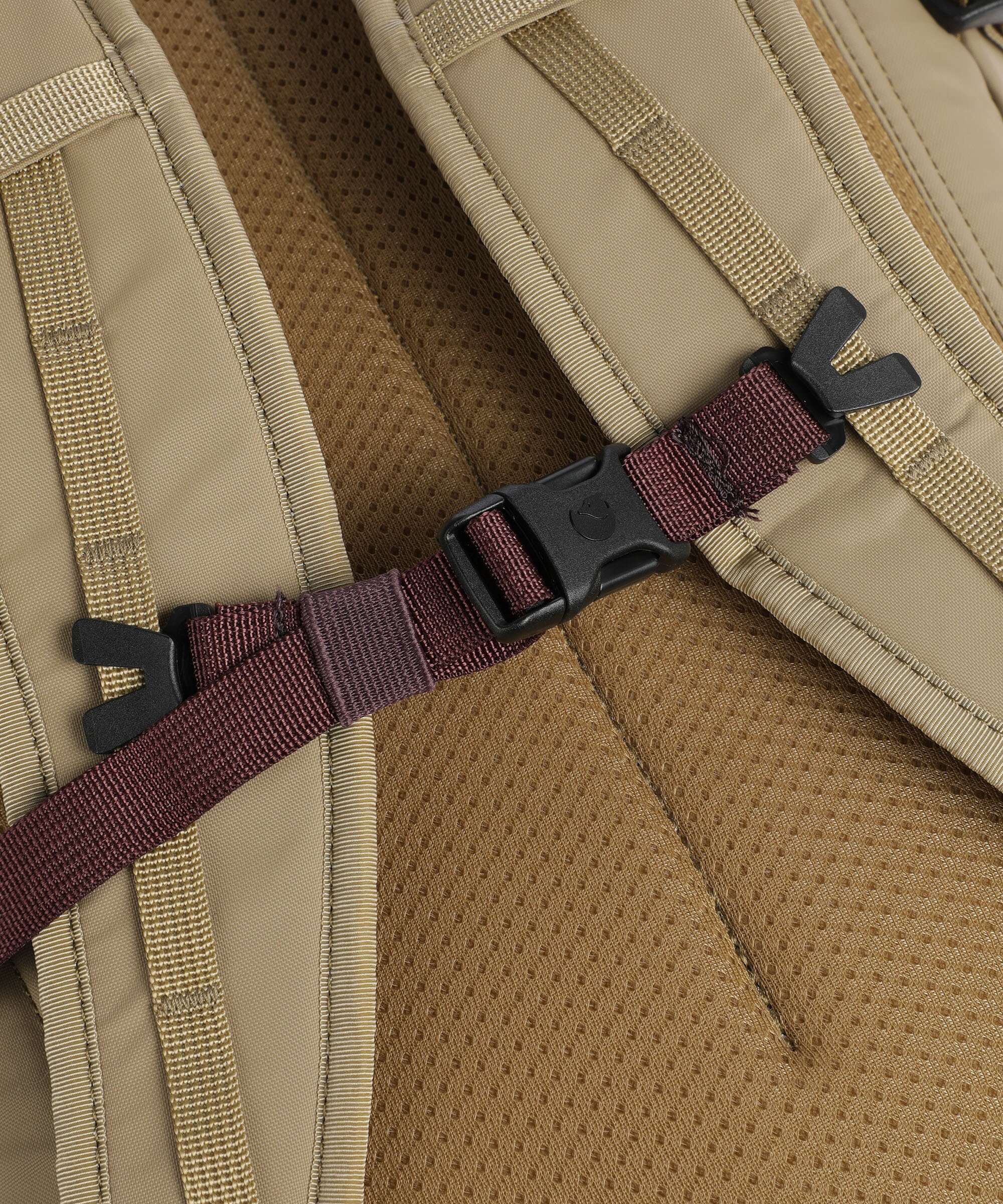 Fjällräven High Coast 24 Rolltop backpack clay