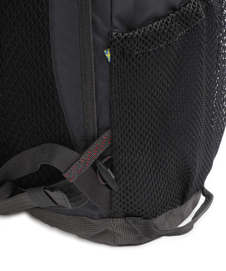Klättermusen Fjörm 18 Trekking backpack raven