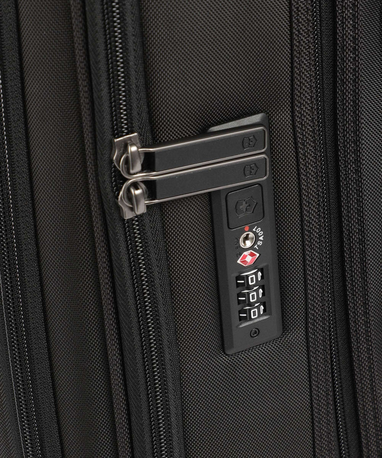 Victorinox Werks Traveler 7.0 GCO Spinner (4 wheels) black