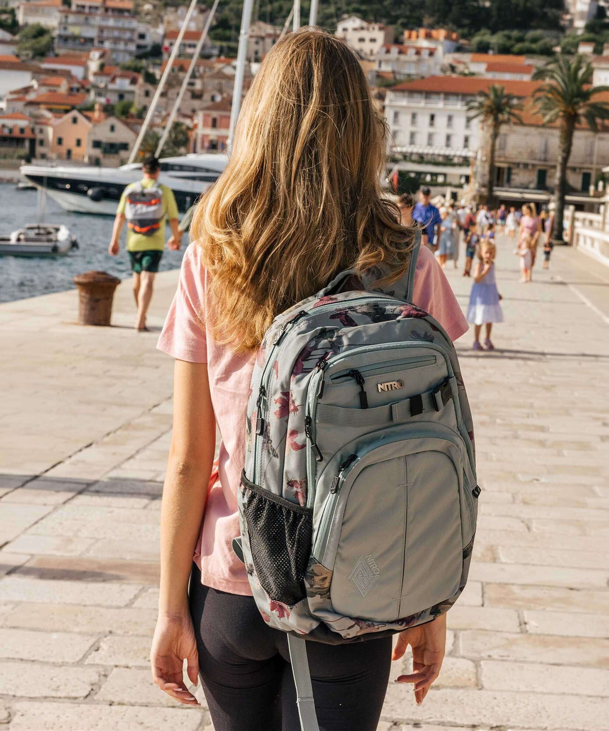 Nitro Chase 35 Backpack dead flower