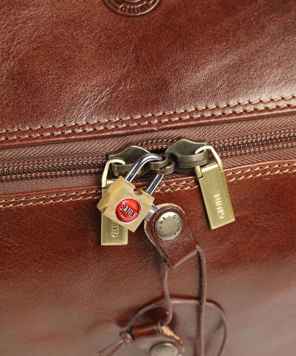 Giudi Weekend bag brown