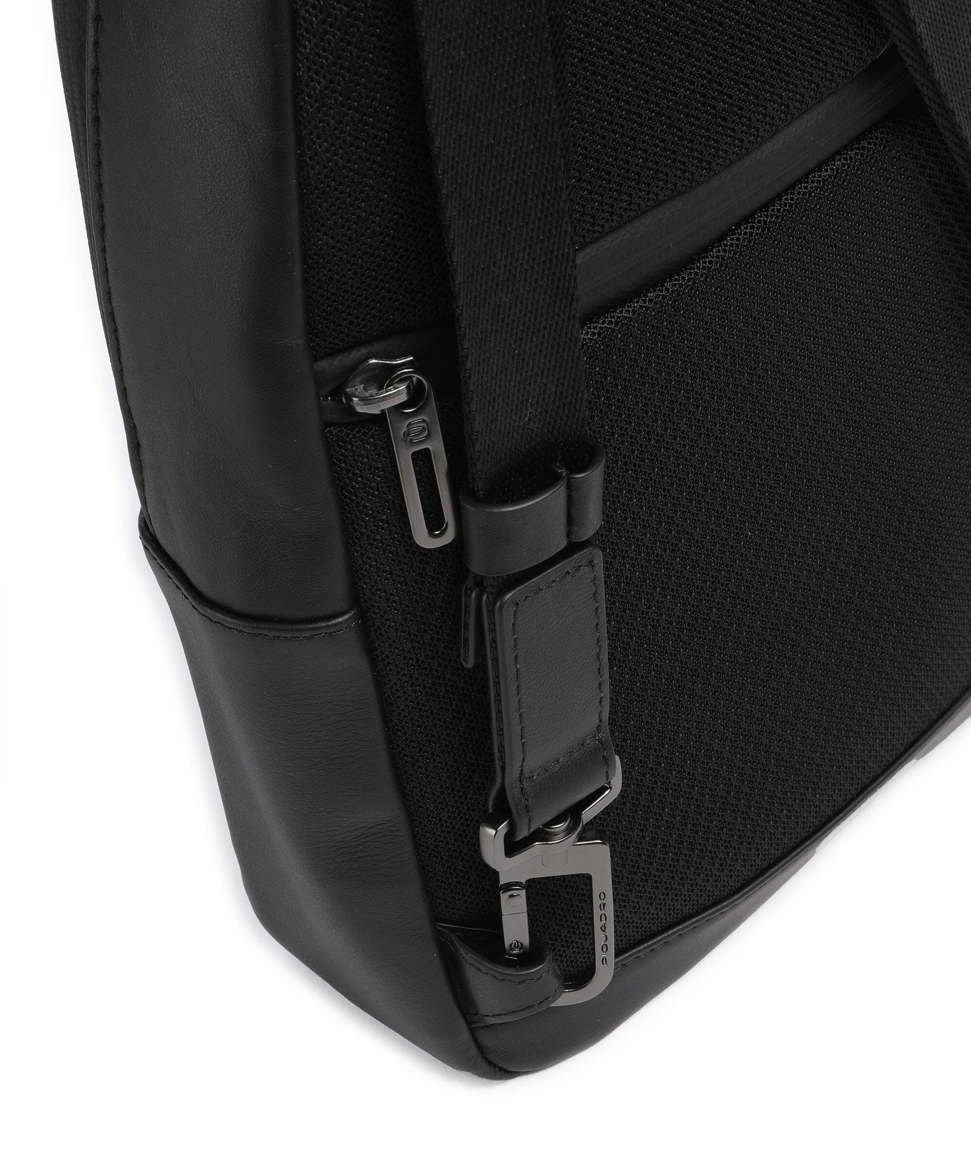 Piquadro Urban Sling bag schwarz