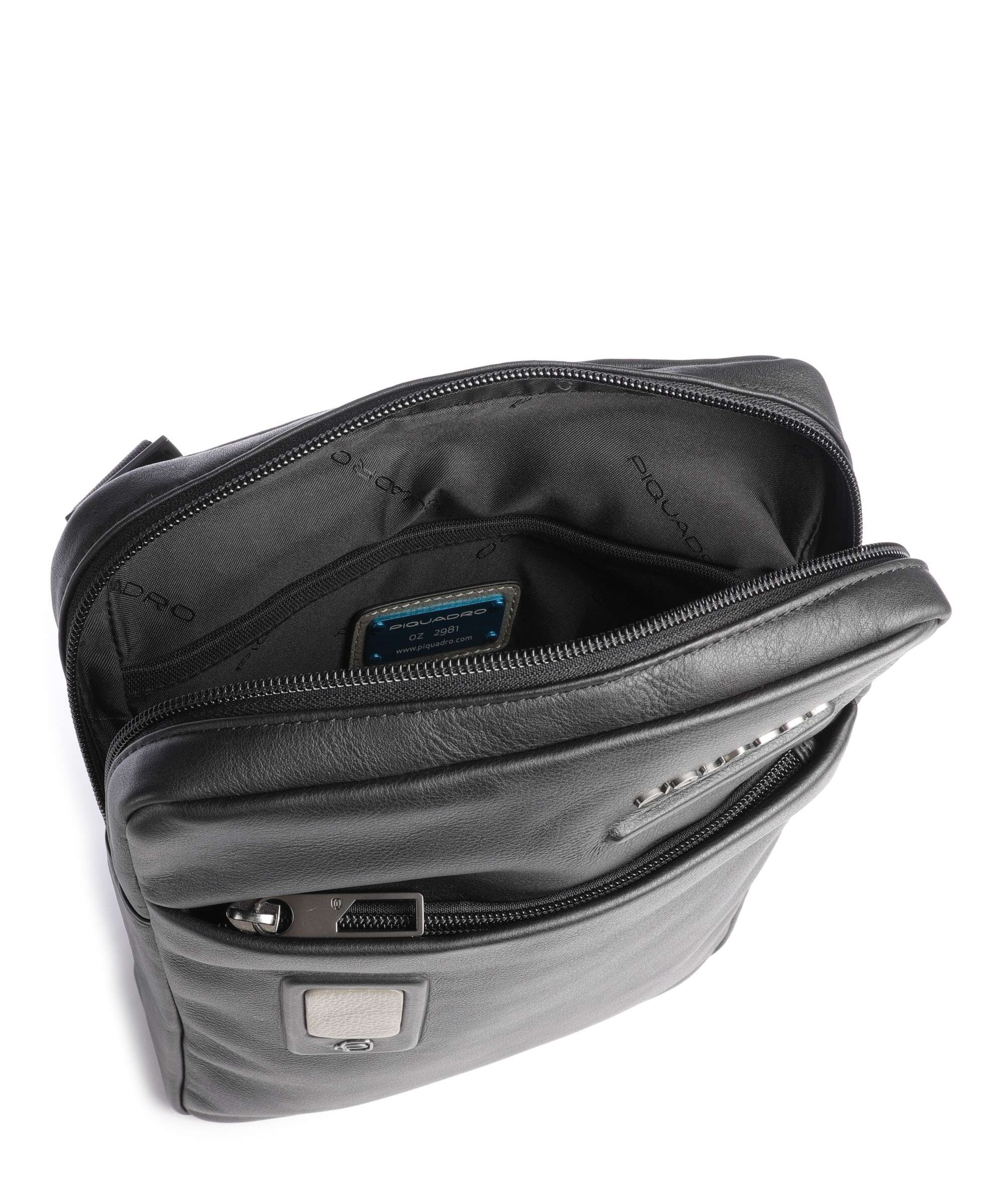 Piquadro Akron Crossbody bag black
