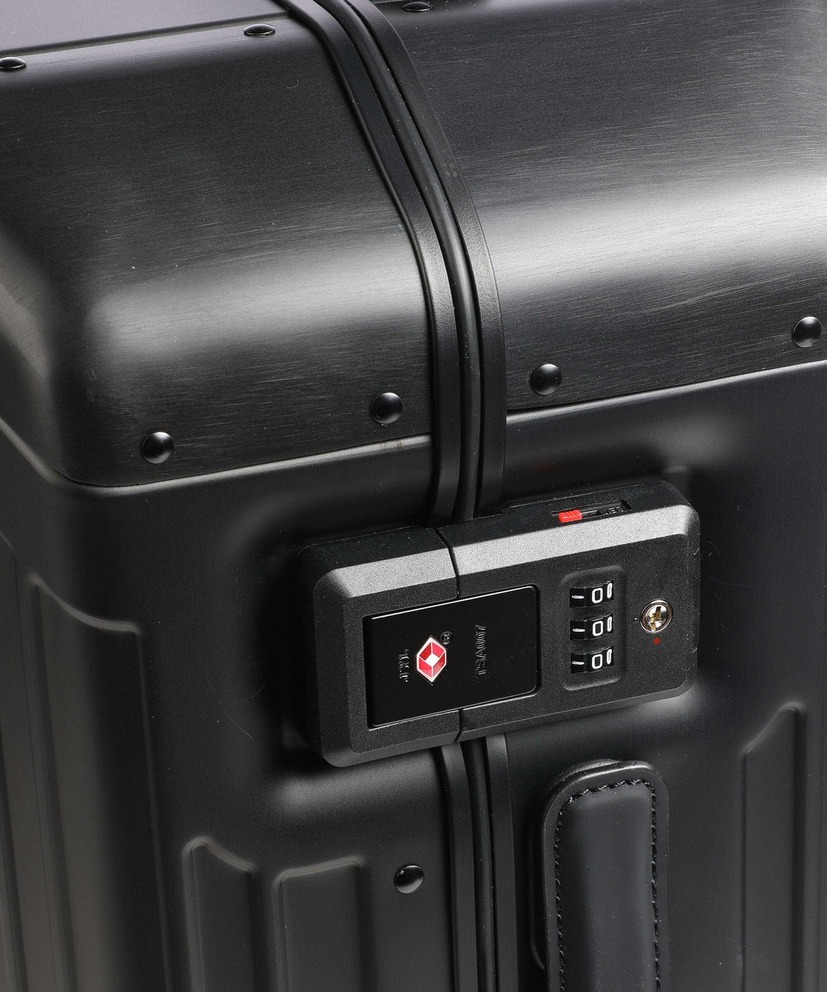 Piquadro PQ Alu Spinner (4 wheels) black