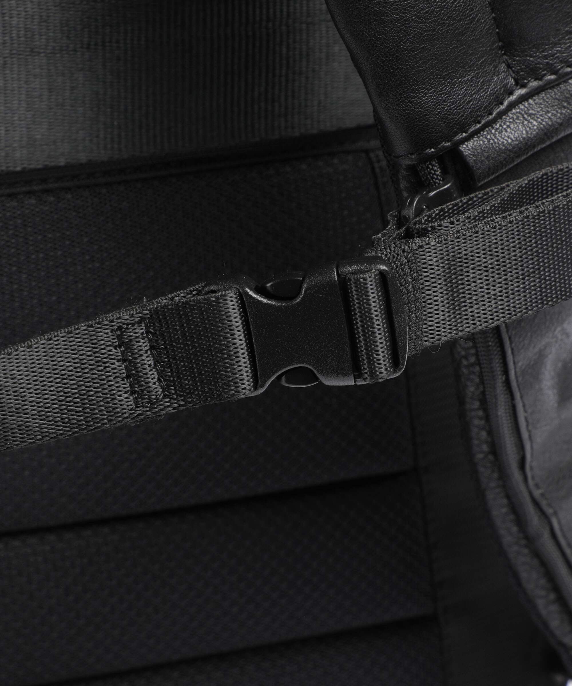 Piquadro Arne Travel backpack nero