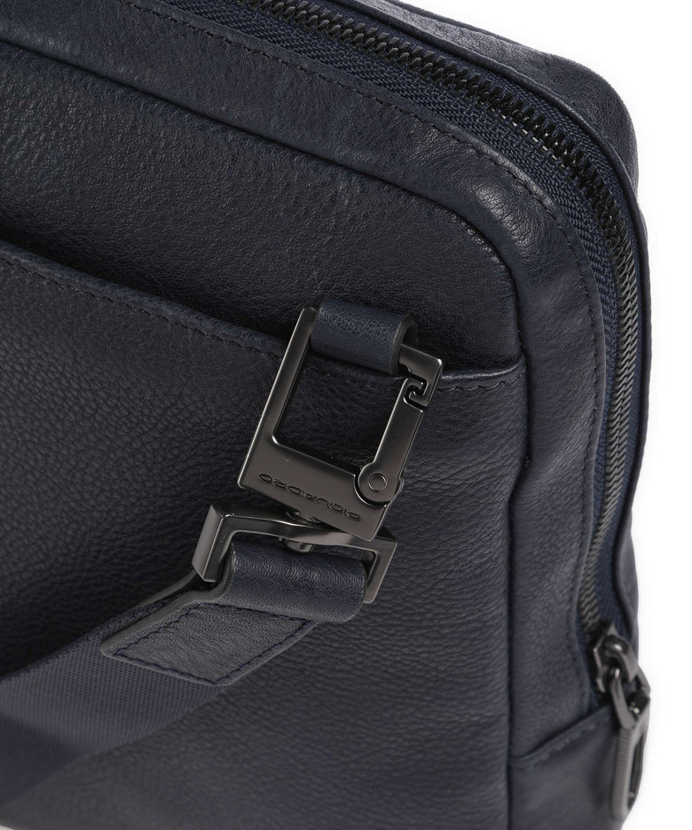 Piquadro S134 Crossbody bag blue