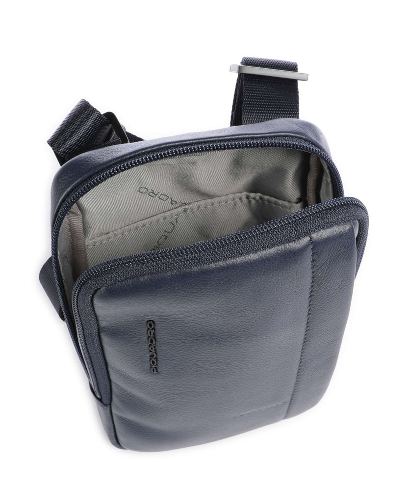 Piquadro W137 Crossbody bag blu