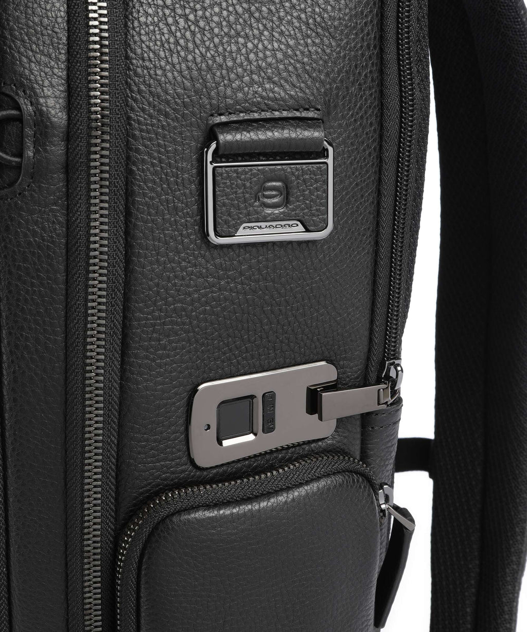 Piquadro Modus Easyjet Travel backpack black