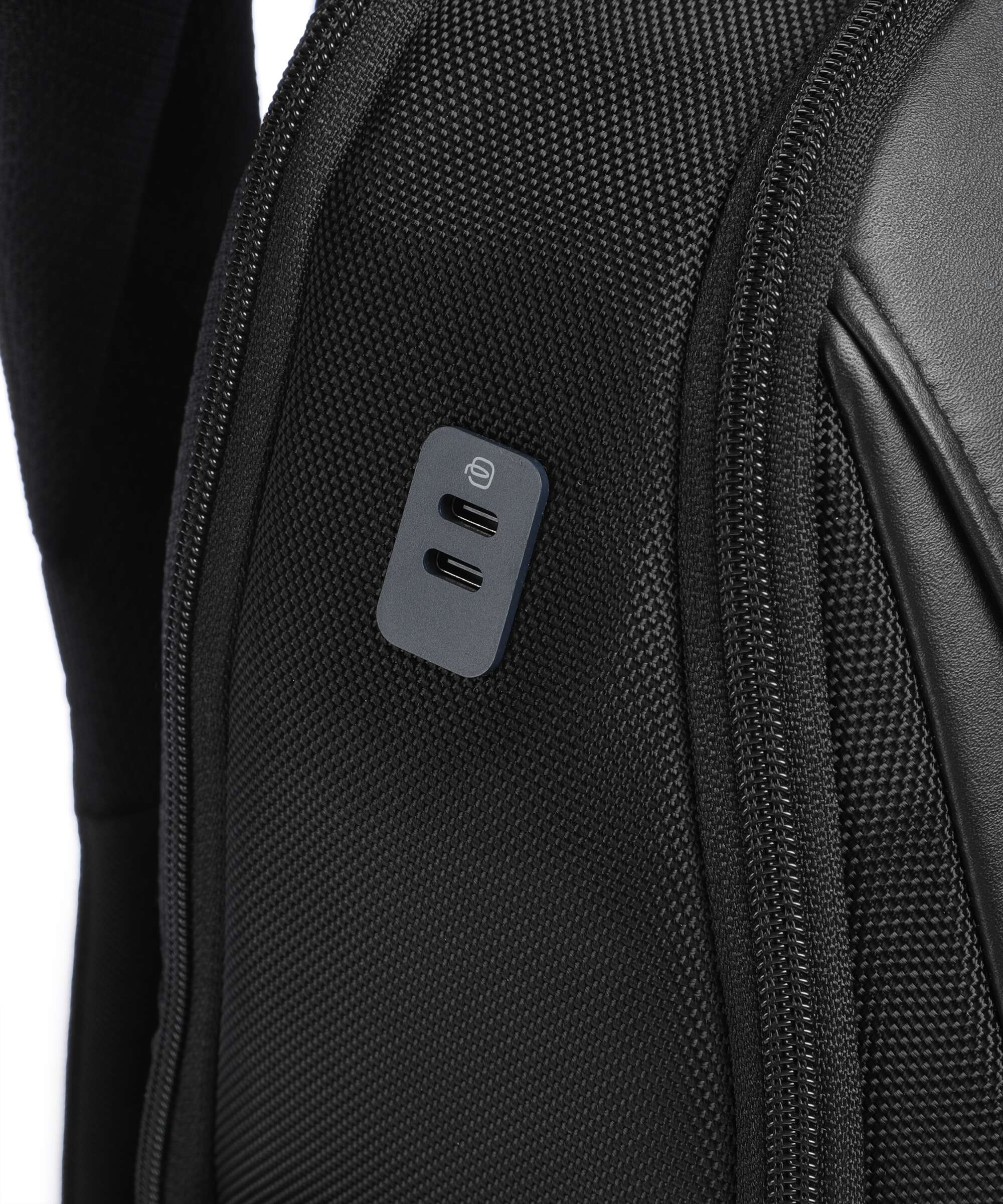 Piquadro Lyss Ryanair Travel backpack black