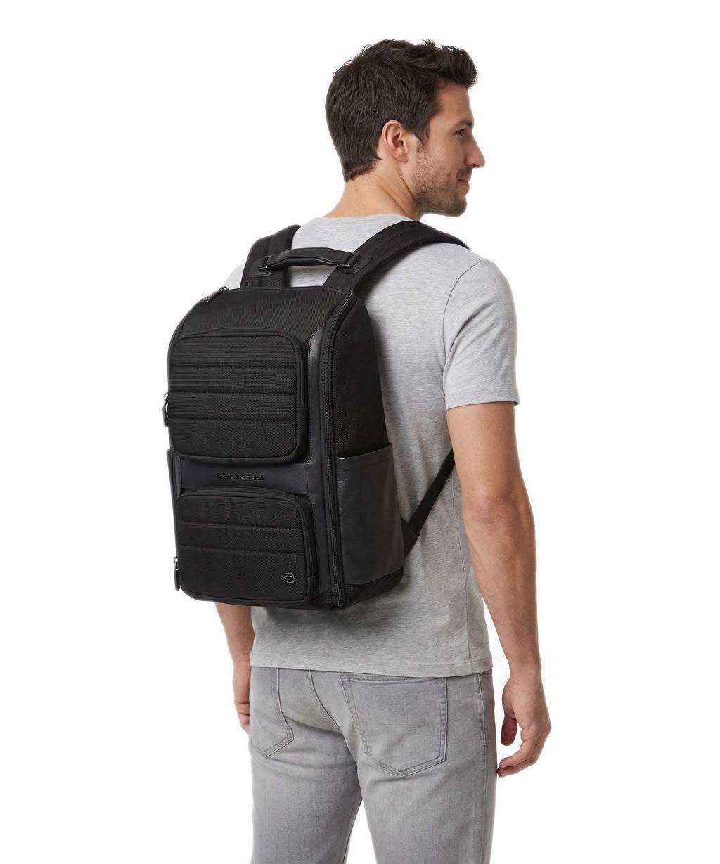 Piquadro Oberon 18 Laptop backpack black