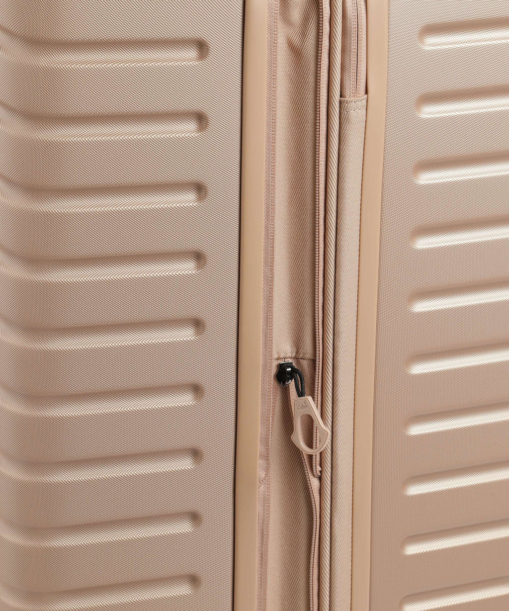 Mandarina Duck Flyduck Spinner (4 wheels) champagne