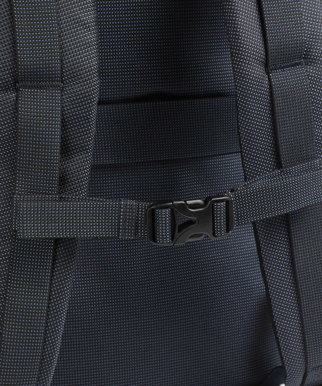 Mandarina Duck MD20 Travel backpack scarab