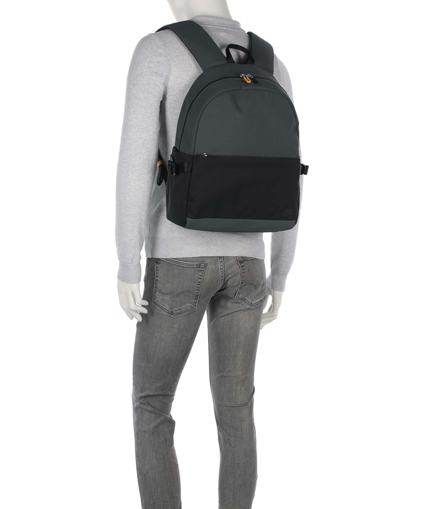 Mandarina Duck Y-Lite Backpack pine green