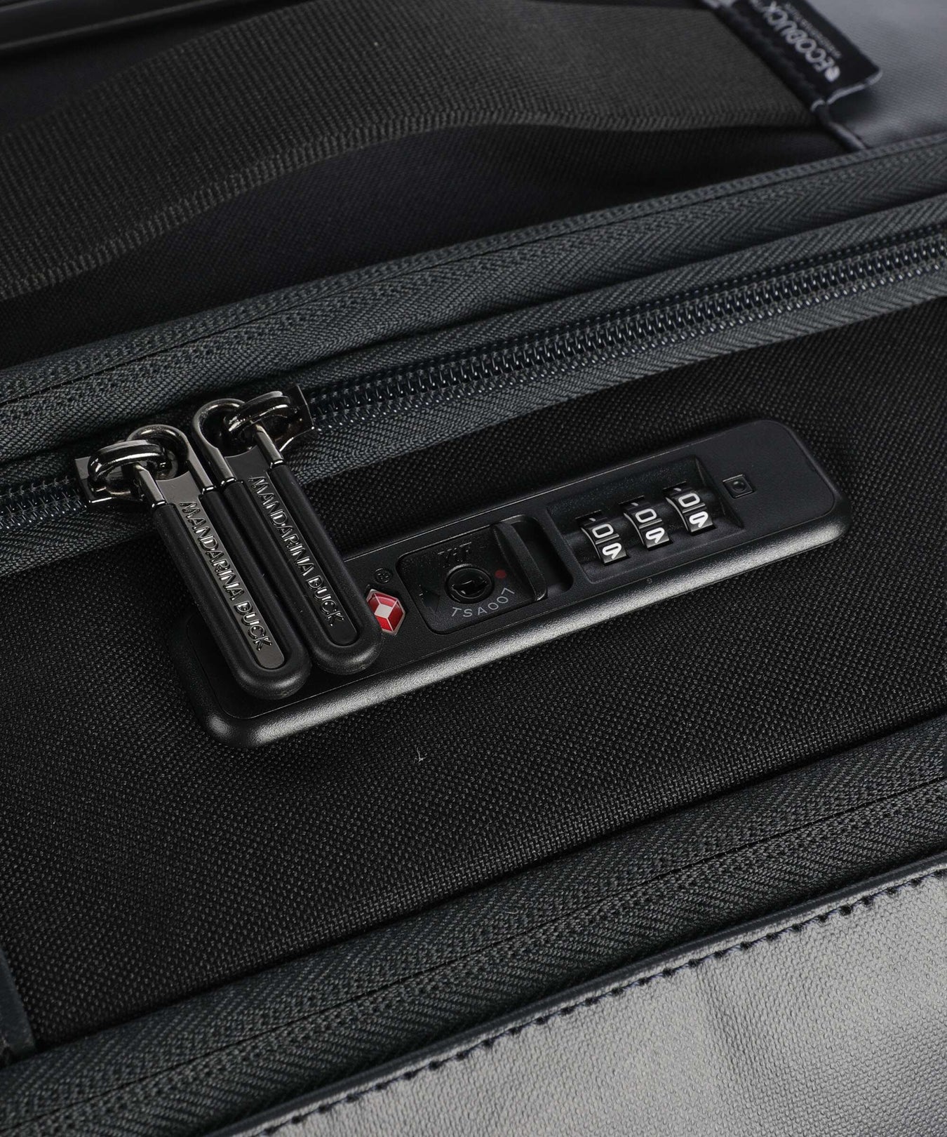 Mandarina Duck Smart Duck Trolley (2 wheels) dark gloss