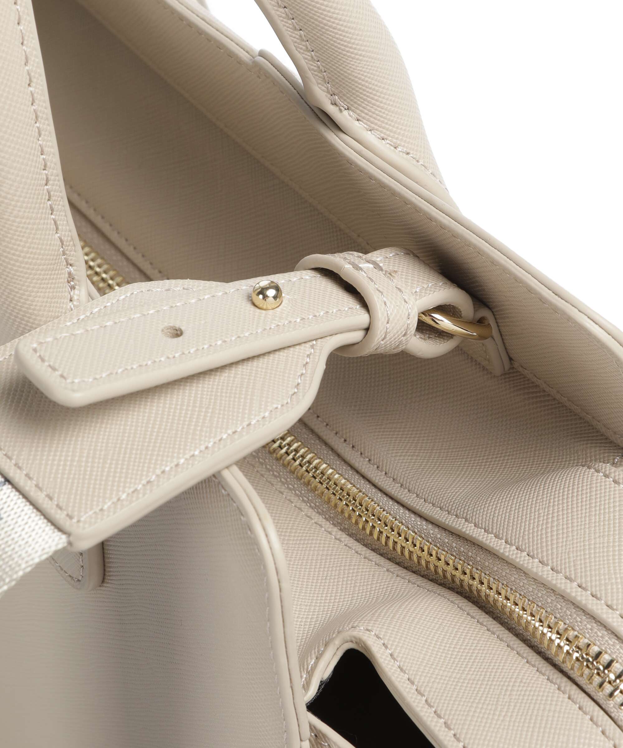 Armani Exchange Amelie M Handbag script