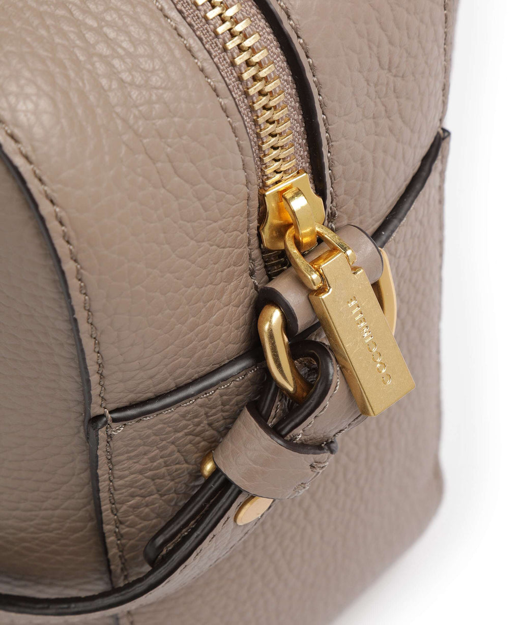 Coccinelle Beat Soft Crossbody bag warm taupe