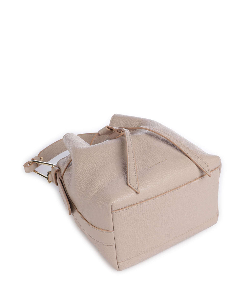 Coccinelle Malory Bucket bag rosette