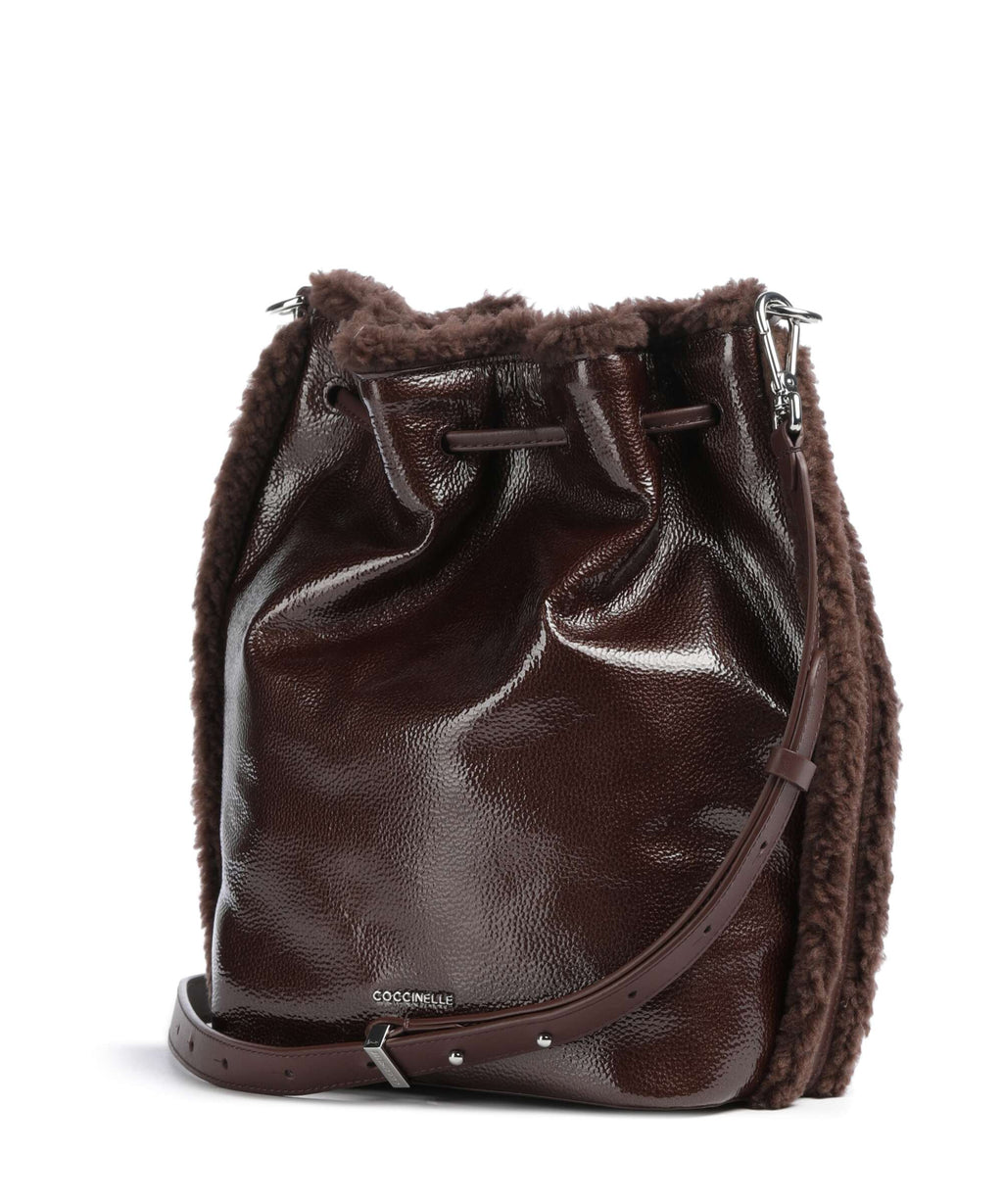 Coccinelle Beat Bucket bag berry
