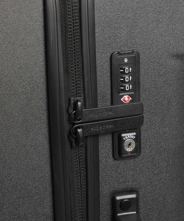 Eagle Creek Tarmac Spinner (4 wheels) black