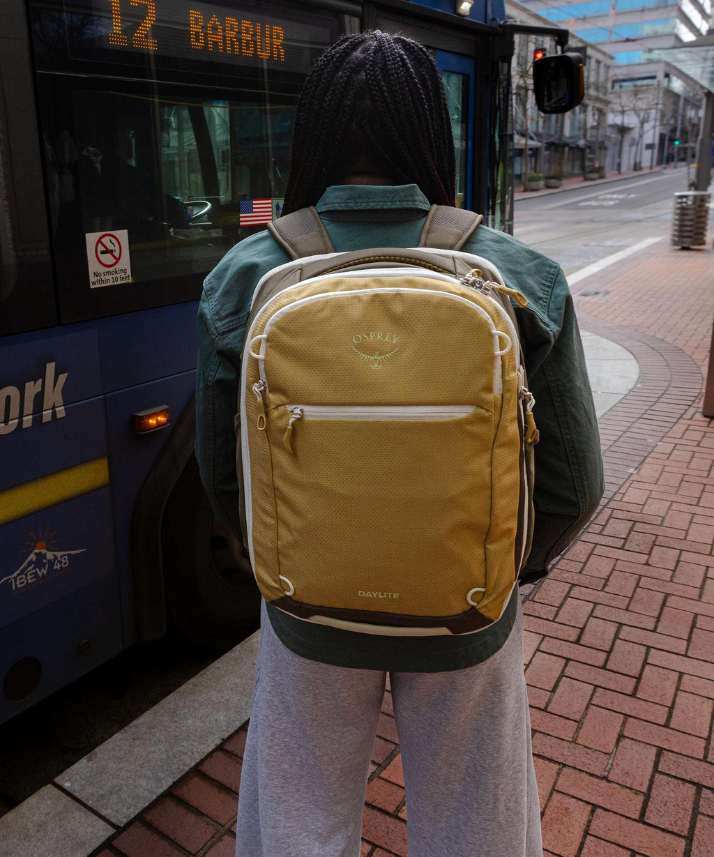 Osprey Daylite 35 Travel backpack gravel tan multi