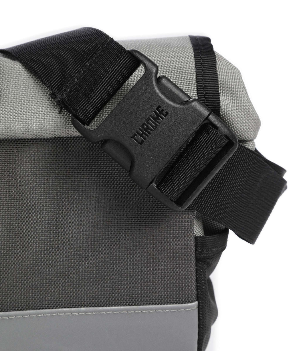 Chrome Doubletrack Handlebar bag fog